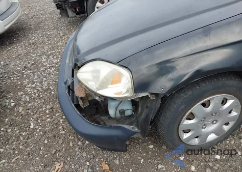 2000 Honda Civic Dx from USA, damaged, VIN 1HGEJ6124YL027509